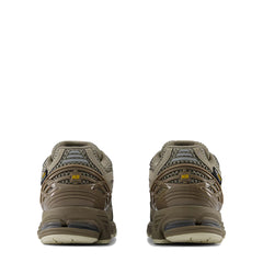 New Balance Womens 1906R Trainer Arid Stone / Black Cement / Dockside - Parasol Store