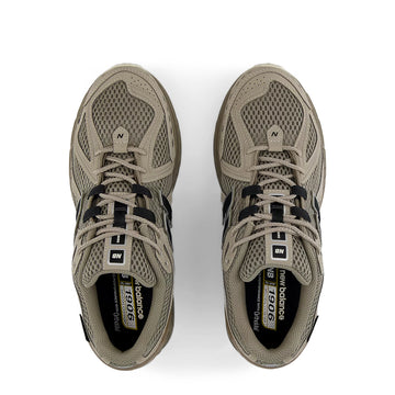 New Balance Womens 1906R Trainer Arid Stone / Black Cement / Dockside - Parasol Store