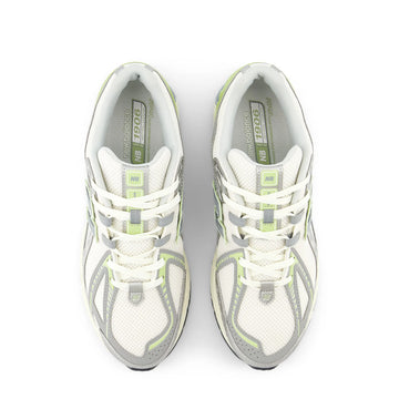 New Balance Womens 1906R Trainers Seasalt / Everglade Green - Parasol Store