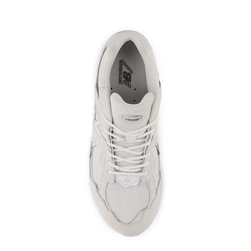 New Balance Womens 2002 DX Protection Pack Trainers White Reflection / Silver Metallic - Parasol Store