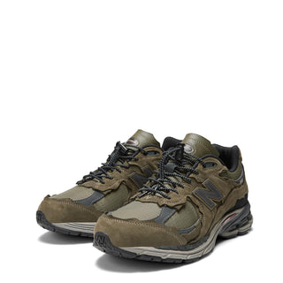 New Balance Womens 2002R Trainers Dark Moss / Blacktop