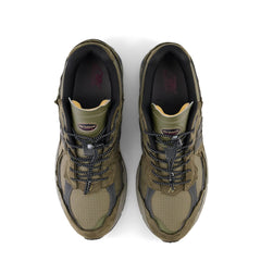 New Balance Womens 2002R Trainers Dark Moss / Blacktop