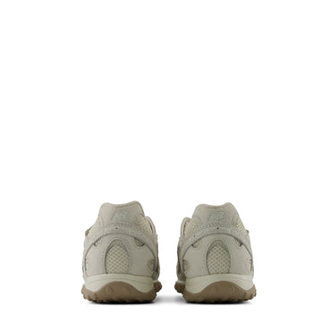 New Balance Womens 204V Trainer Turtledove / Timberwolf