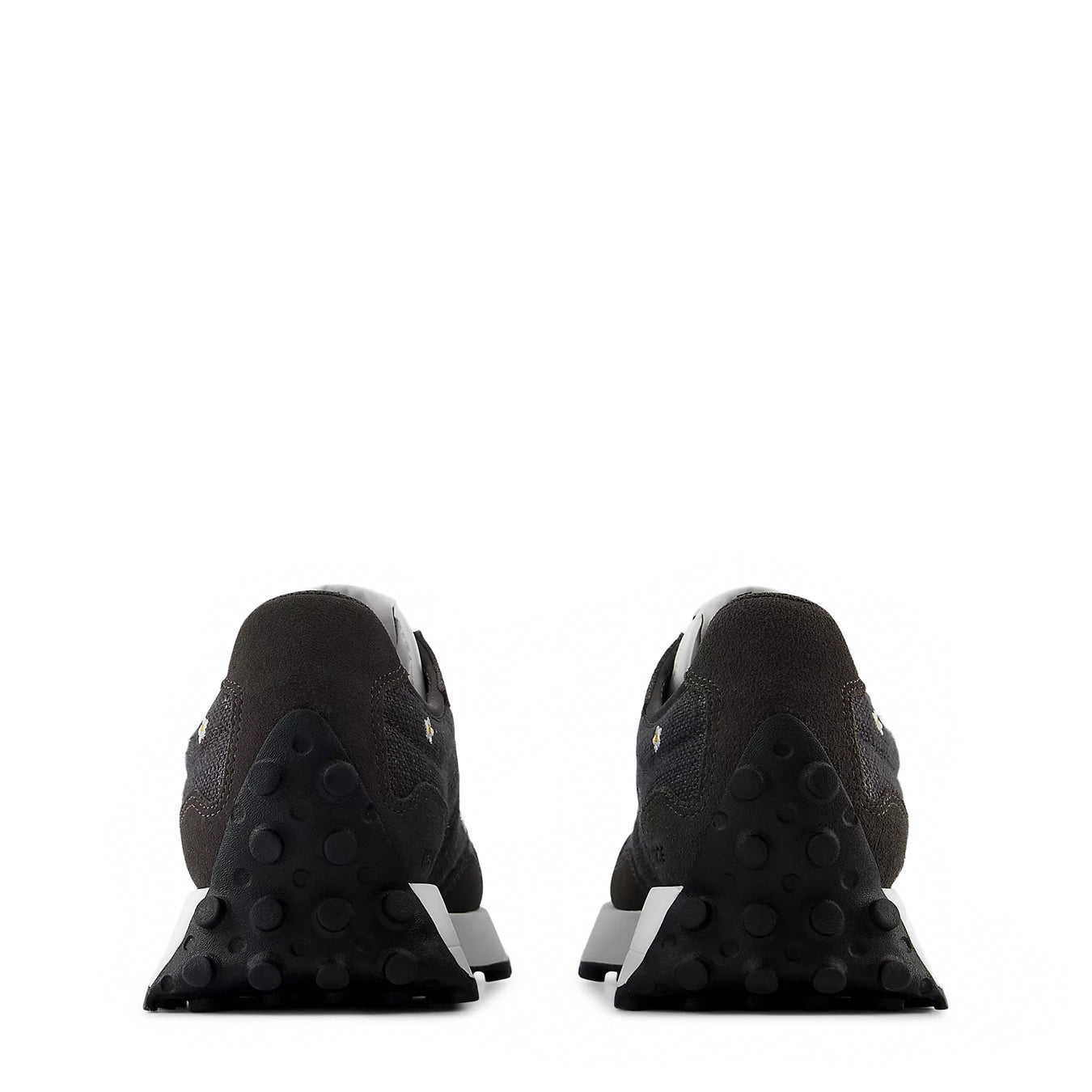 New Balance Womens 327 Trainer Black Cement / White - Parasol Store