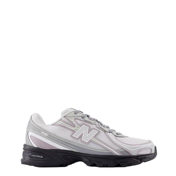 New Balance Womens 740 Trainer Silver Metallic / Raincloud