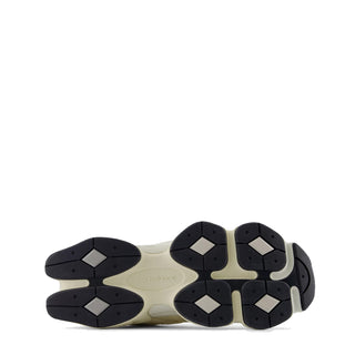 New Balance Womens 9060 Trainers Calcium / Sea Salt - Parasol Store