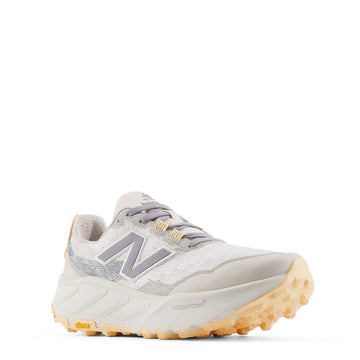 New Balance Womens Fresh Foam x HIERRO V9 Trainer Sea Salt / White Peach - Parasol Store