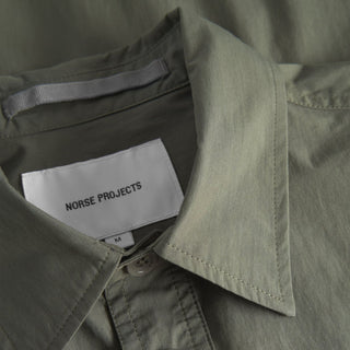 Norse Projects Ivan Tech Poplin SS Shirt Ivy Green - Parasol Store