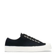 Novesta Star Master Trainer Black / White - Parasol Store