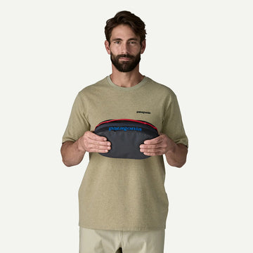 Patagonia Black Hole Cube 3L Berry Fig