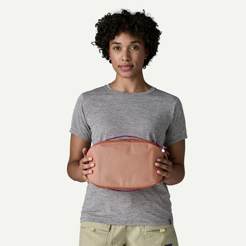 Patagonia Black Hole Cube 6L Kaleido Black