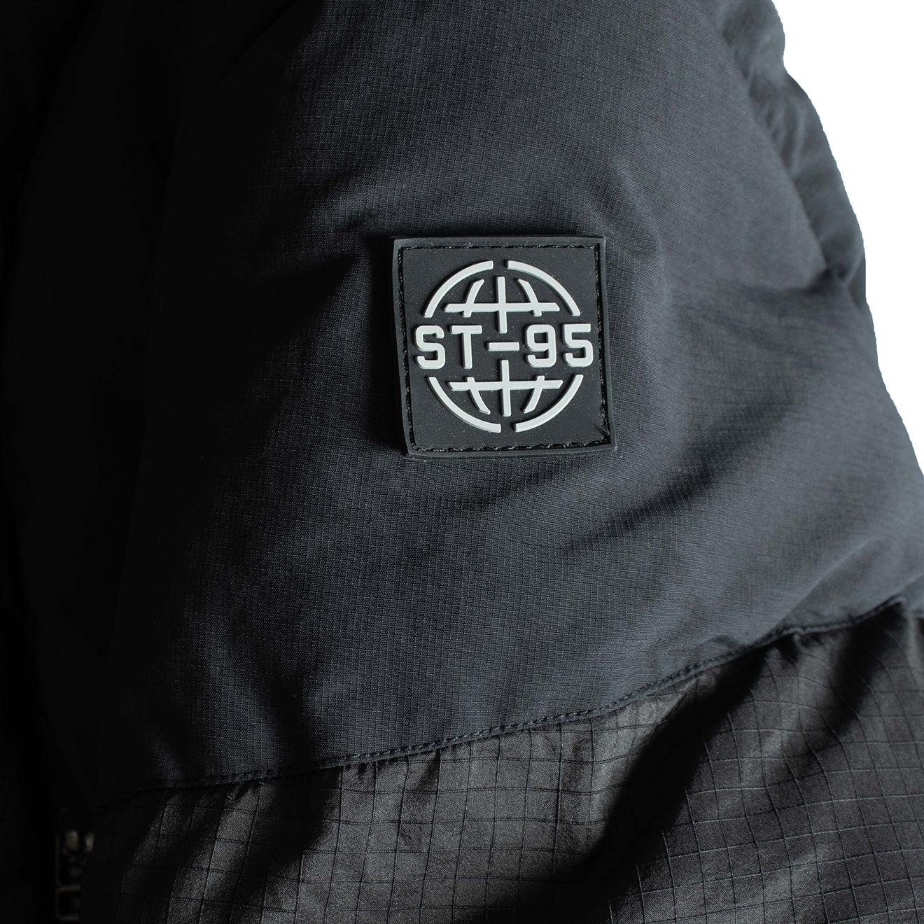 ST95 Imperiali Puffer Black - Parasol Store