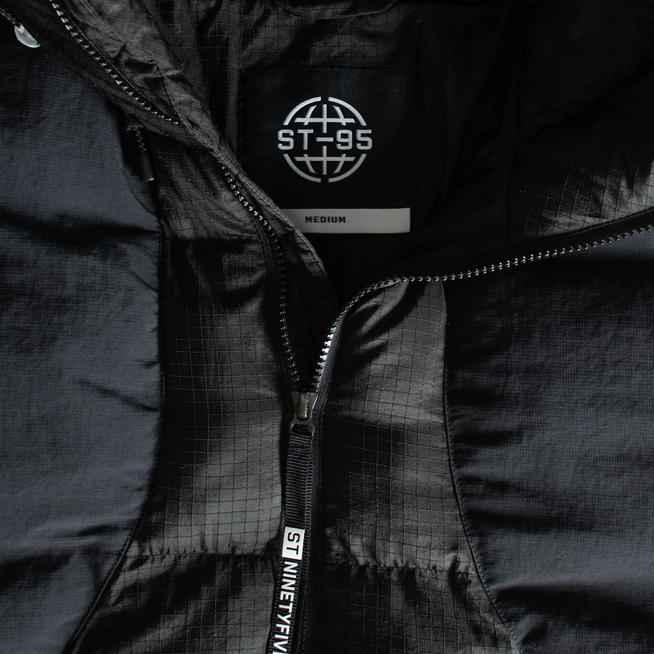 ST95 Imperiali Puffer Black - Parasol Store