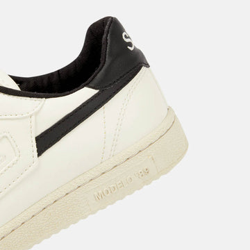 Saye Womens M89 Icon Trainers Black - Parasol Store