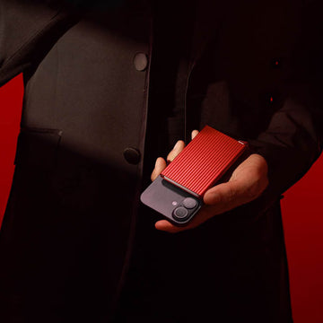 Secrid Premium Cardprotector Fluted for Magsafe Red