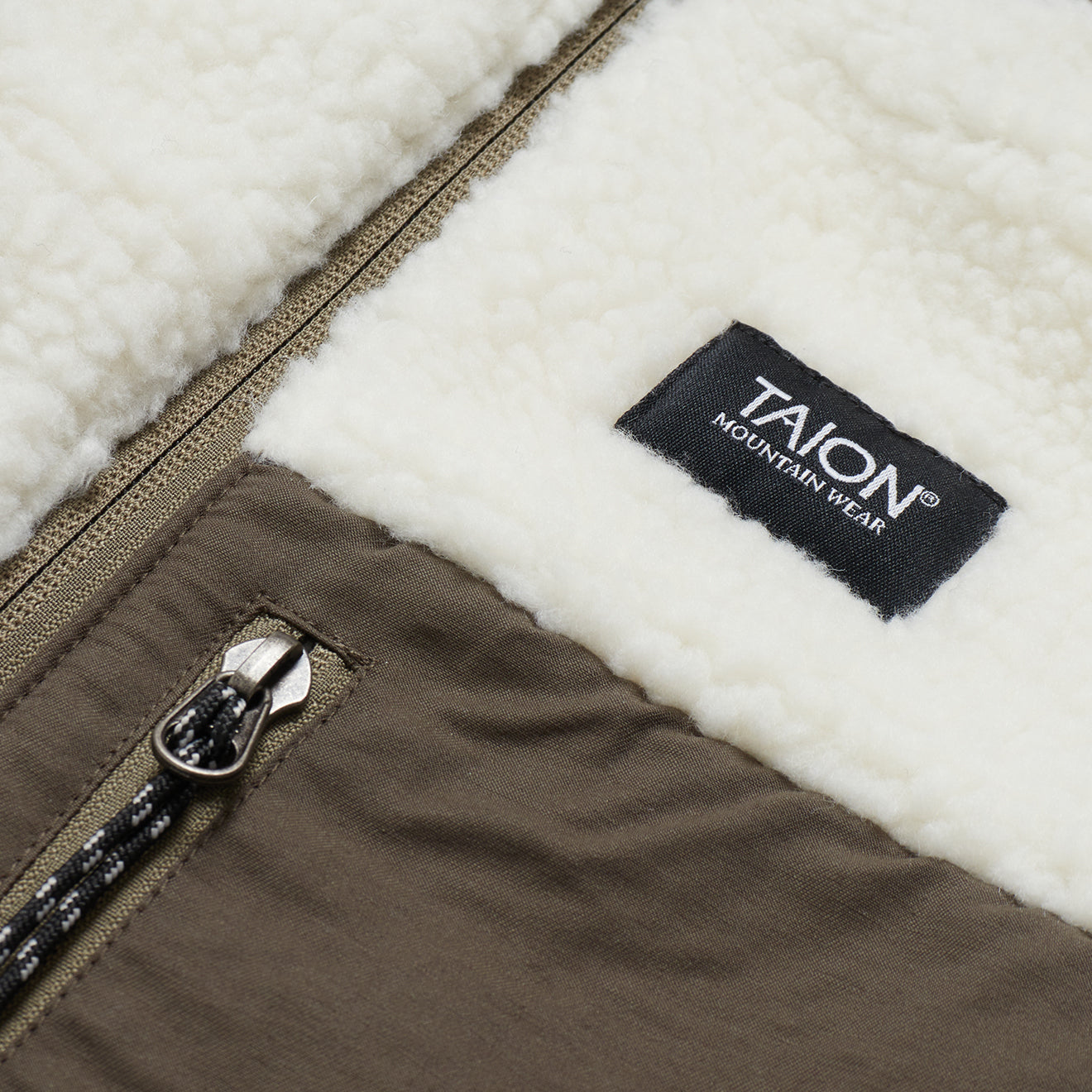 Taion Womens Down Boa Reversible Jacket Olive / Ivory Taion