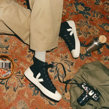 Veja Womens Wata II Canvas Black Pierre - Parasol Store