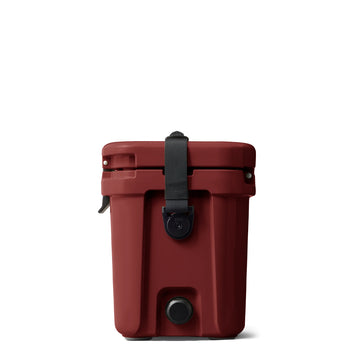 YETI 15 Cool Box Stag Red