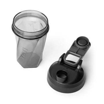 YETI 20 oz (591 ml) Shaker Bottle Charcoal