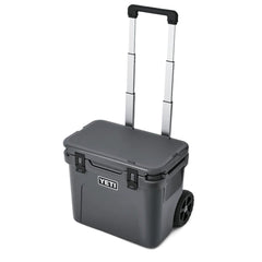 YETI Roadie 32 Wheeled Cool Box Charcoal