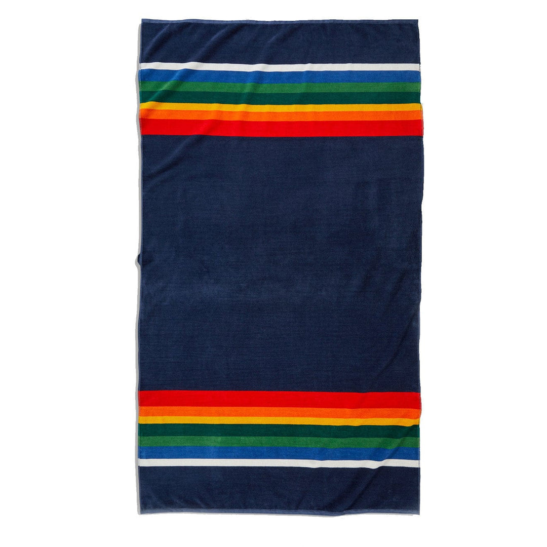 Pendleton Oversized Dobby Spa Towel Crater Lake Navy Pendleton