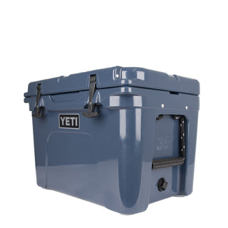 YETI Tundra 35 Cooler Navy YETI